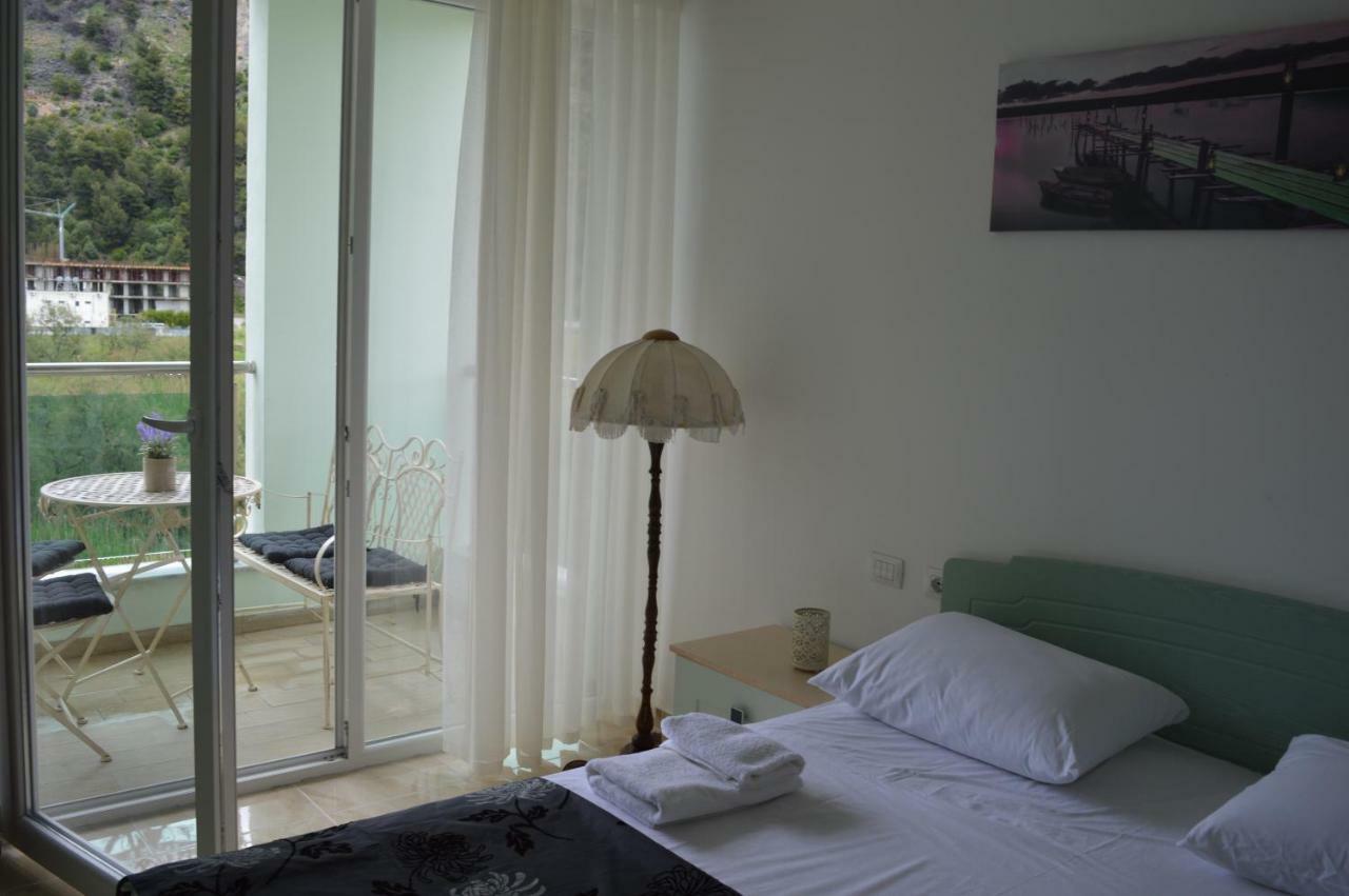 Blini Seaside Apartment Shëngjin Esterno foto